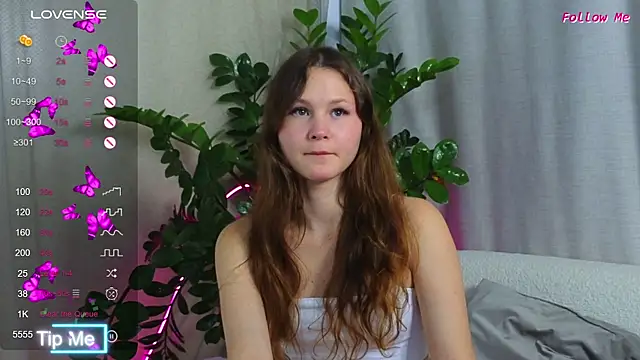 Snapshot of AmeliRoyse chatting on October 15, 5:04 pm AmeliRoyse online show from October 15, 5:04 pm