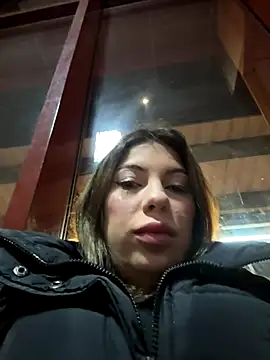 Snapshot of Alicedream5 chatting on October 10, 2:49 am Alicedream5 online show from October 10, 2:49 am