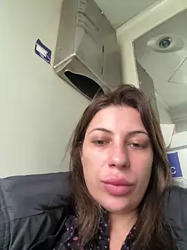 Snapshot of Alicedream5 chatting on October 12, 12:29 pm Alicedream5 online show from October 12, 12:29 pm