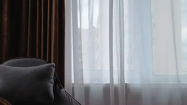 Kira mindnes online show from June 25, 6:18 am