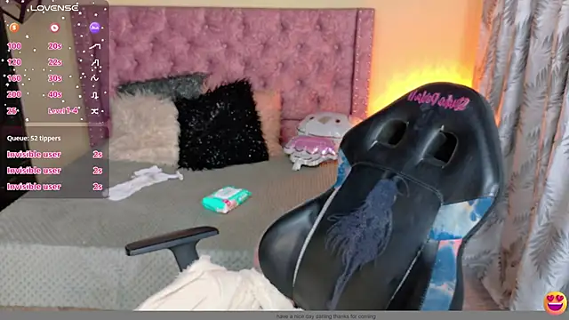 sweet  thang online show from March 6, 4:07 am