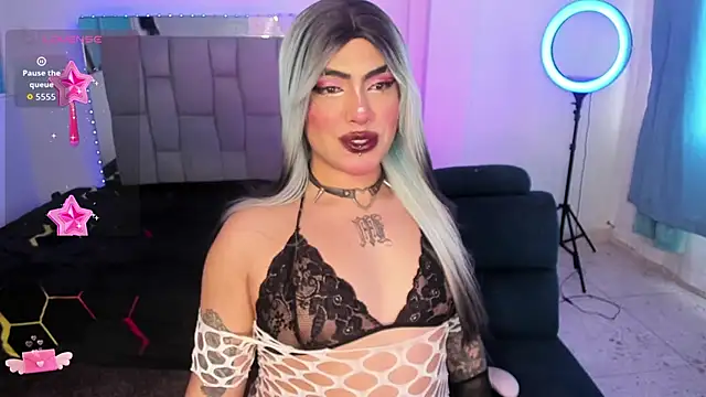 Sophie whitexxx online show from June 15, 7:47 pm