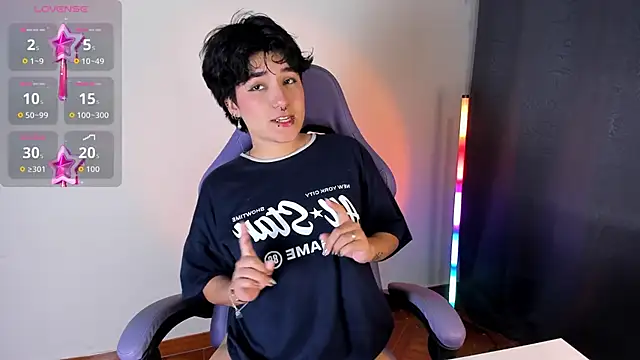 emma cute7 online show from February 27, 10:15 am