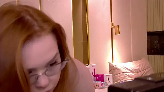 MiraBliss online show from April 2, 5:21 pm