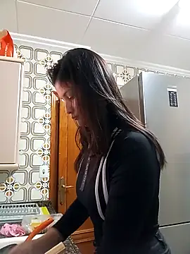 Seet Hanna online show from February 27, 3:01 pm