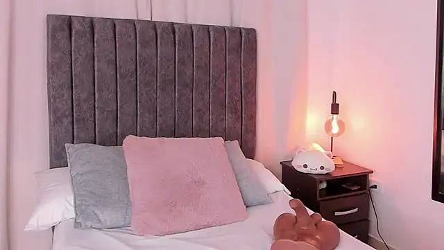 Tefy-Rose online show from January 7, 6:50 am