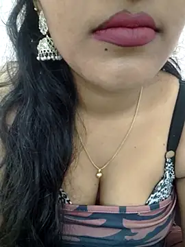 priya 00143 online show from December 2, 4:25 am