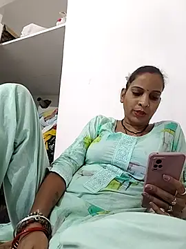 Hotty-Nidhi online show from September 18, 2:26 pm