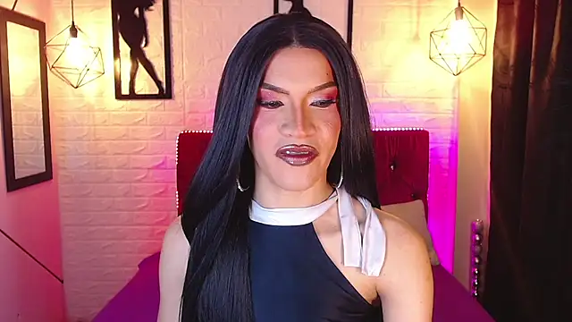 agatha rodriguez online show from June 13, 1:19 pm