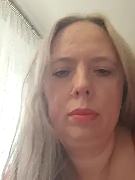 Irina3718 online show from October 27, 11:28 am