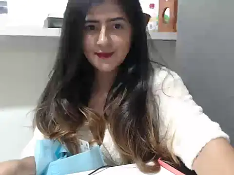 skyler1195 online show from August 6, 12:28 am