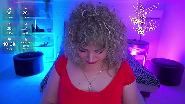 CandyLadyyy online show from June 6, 8:59 pm