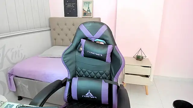 Tania Duque online show from November 13, 3:22 pm