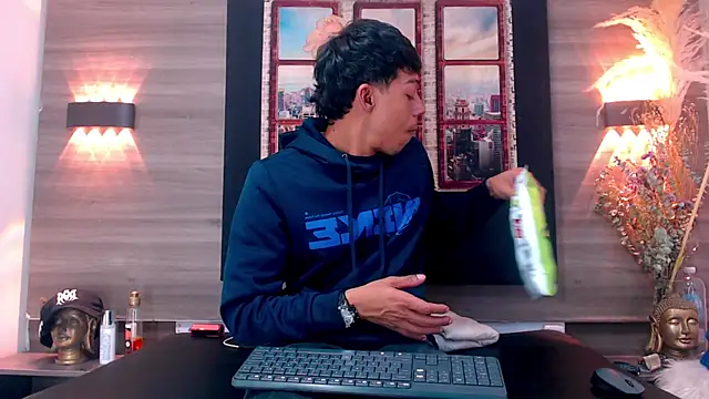 Gregory Sforza online show from December 2, 7:05 pm