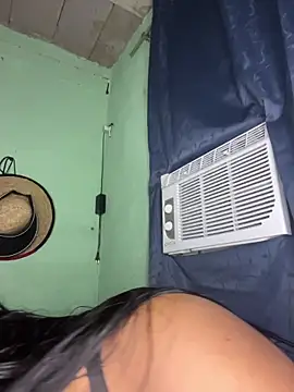 Milanyvero  online show from February 25, 5:17 am