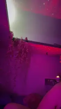 LoganPeny online show from November 30, 11:25 am