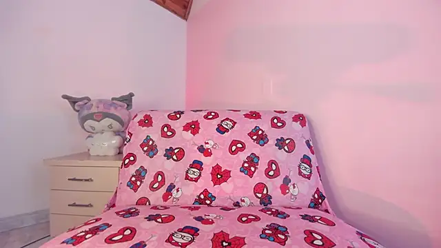 kitty-kryss online show from March 30, 3:00 pm