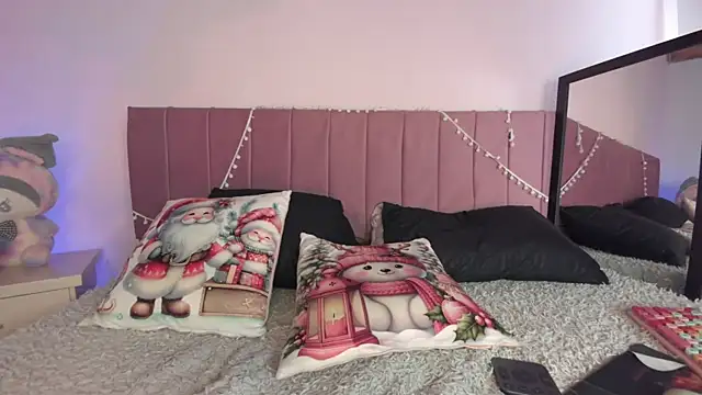 kitty-kryss online show from January 5, 5:38 pm