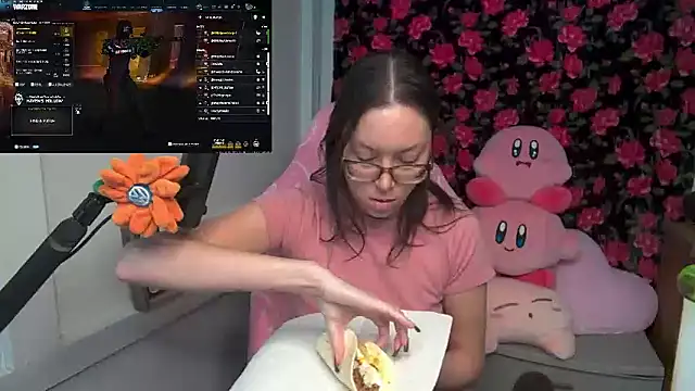 SpaceCowWhore online show from February 22, 7:04 pm