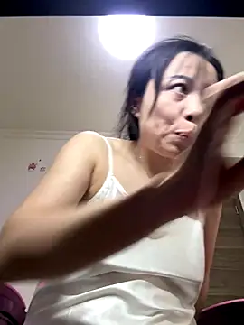 aa520uv online show from October 12, 7:11 am