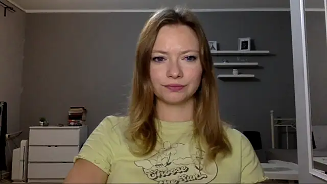 Snapshot of MillieShow chatting on September 23, 8:51 pm MillieShow online show from September 23, 8:51 pm