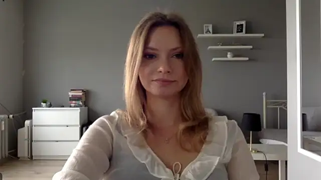 Snapshot of MillieShow chatting on September 19, 2:16 pm MillieShow online show from September 19, 2:16 pm