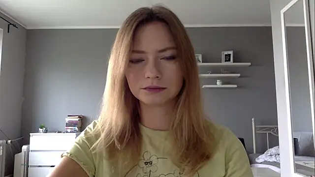 Snapshot of MillieShow chatting on September 26, 3:20 pm MillieShow online show from September 26, 3:20 pm