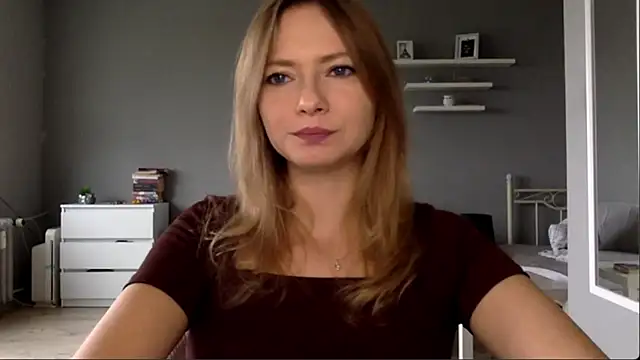 Snapshot of MillieShow chatting on October 12, 2:30 pm MillieShow online show from October 12, 2:30 pm