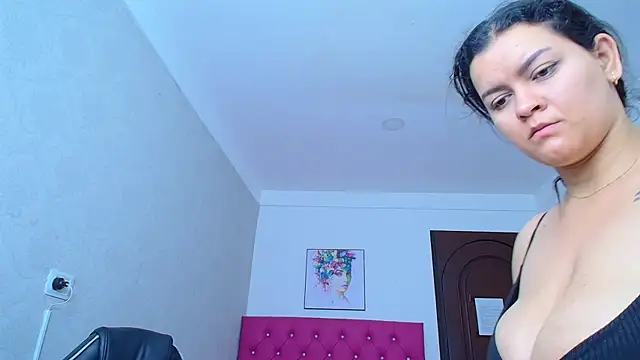 kriss sweetboobs10 online show from July 28, 12:59 pm