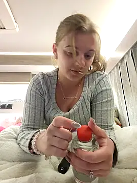 Amesthyst destiny online show from April 14, 12:00 am