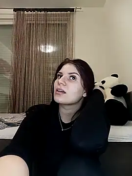 MeCherryy online show from March 11, 10:45 pm