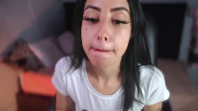 Taylor dolll online show from November 20, 6:36 am