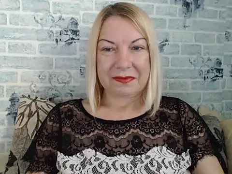 Lillia Ray online show from September 13, 9:39 am