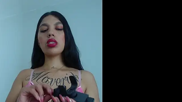 TATILARSON1 online show from September 11, 7:47 pm