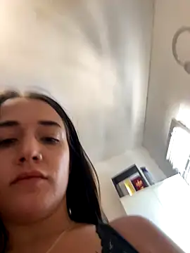 DarkVelvet online show from October 31, 10:30 am