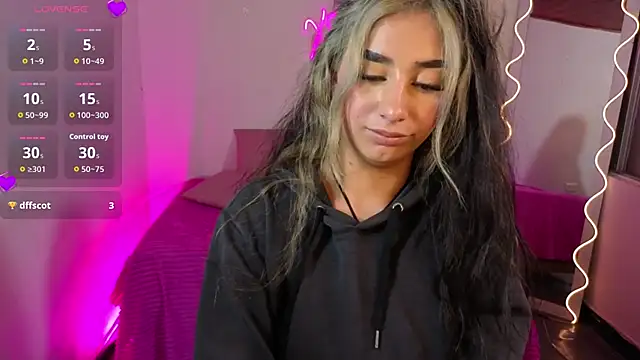 Malory tay1 online show from November 8, 7:41 pm