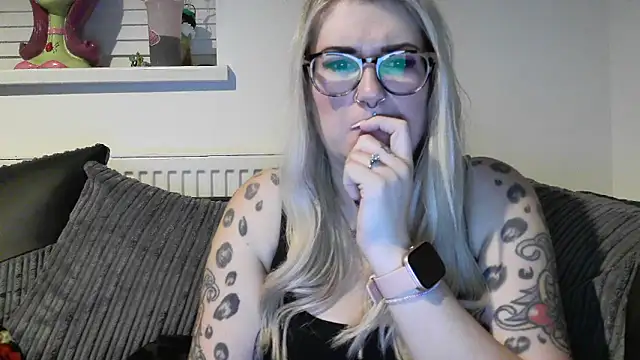 Sizzling Indie36 online show from November 13, 10:53 pm