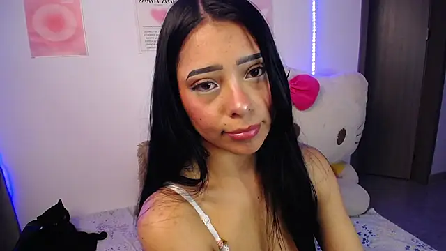 Emilybutterfly1 online show from November 30, 3:21 am