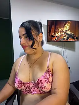 pareja curiosa19 online show from May 15, 11:18 pm