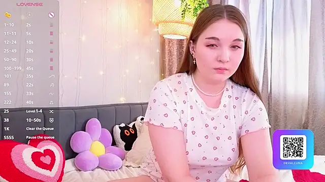 ConstanceHelms online show from April 4, 5:06 am