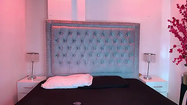 Lia adamsss online show from April 2, 3:59 am