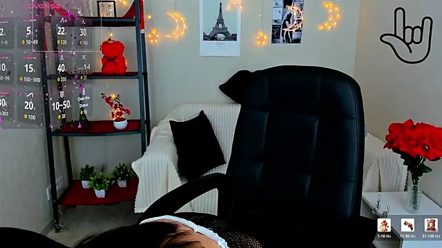 Kitti   online show from June 5, 2:26 am