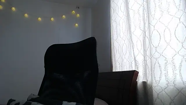 nalafoster online show from May 13, 3:29 pm