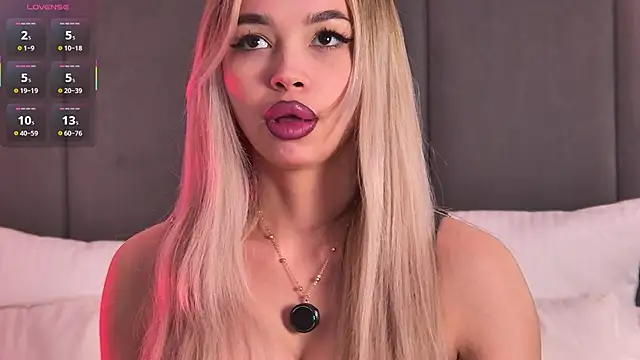 katyevance online show from April 9, 7:36 am