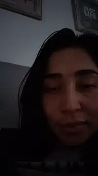 Elowyn online show from February 22, 8:43 pm