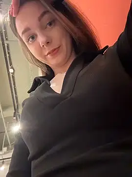 MilaBee online show from April 11, 10:19 am