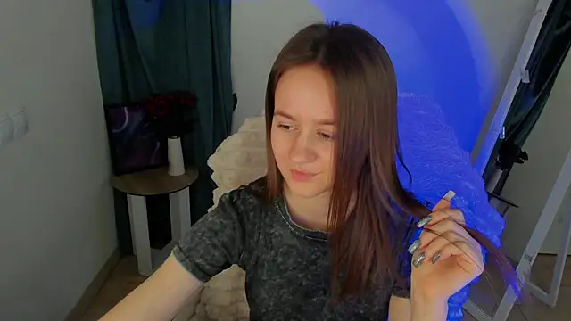 Catherine e online show from December 3, 9:50 pm