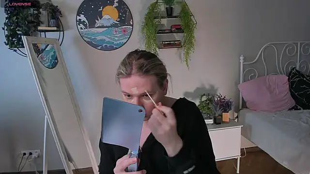 Jes Solar online show from October 14, 2:30 pm