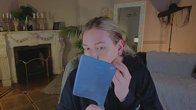 Jes Solar online show from September 25, 11:42 am