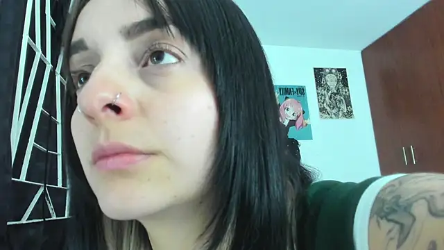 KARINNA  RAVEN online show from February 25, 11:03 pm